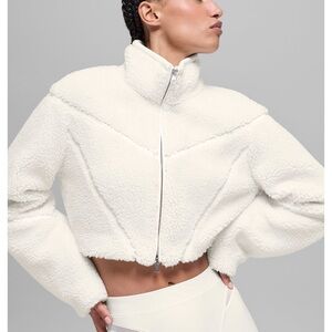 NWT ALO yoga Sherpa Cropped Slope Side Jacket - Ivory